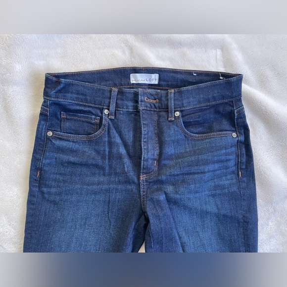 LOFT Dark Wash Skinny Jeans With Buttons at Ankles - Picture 3 of 15